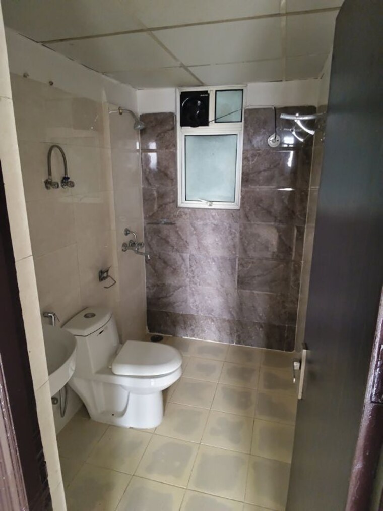 Bathroom, mittal-rajnagar-residency 2 Bedroom 1055 Sq.Ft. Apartment In Raj Nagar Extension Ghaziabad 10669976
