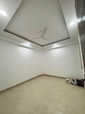 Room in 2 BHK Builder Floor at Palm Residency Chhatarpur, Chattarpur – for Rent