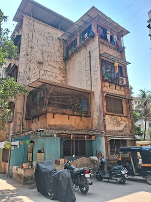  Apartment For Sale in Badlapur