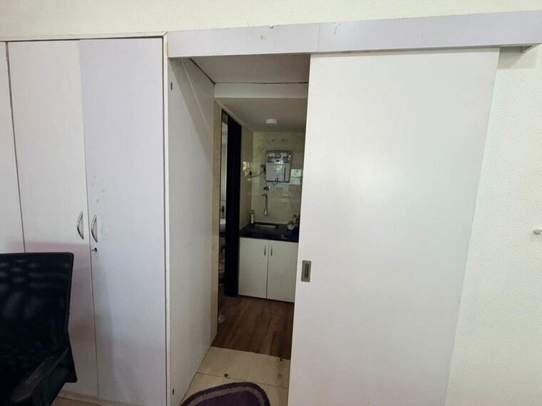 Bathroom, kane-plaza Commercial Office Space 700 Sq.Ft. In Malad West Mumbai 10670124