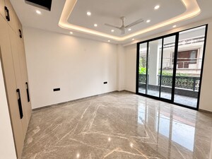 Room in 4 BHK Builder Floor at Shanti Kunj – for Sale