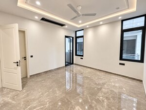 4 BHK Builder Floor For Sale in Shanti Kunj