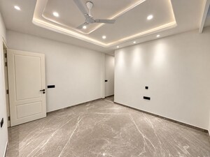 Room in 4 BHK Builder Floor at Shanti Kunj – for Sale