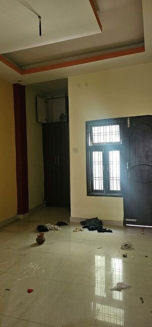 Room in 2 BHK Independent House at Sarai Shekh – for Rent