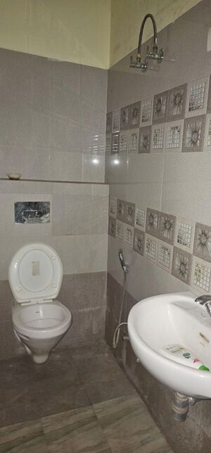 Bathroom in 2 BHK Independent House at Sarai Shekh – for Rent