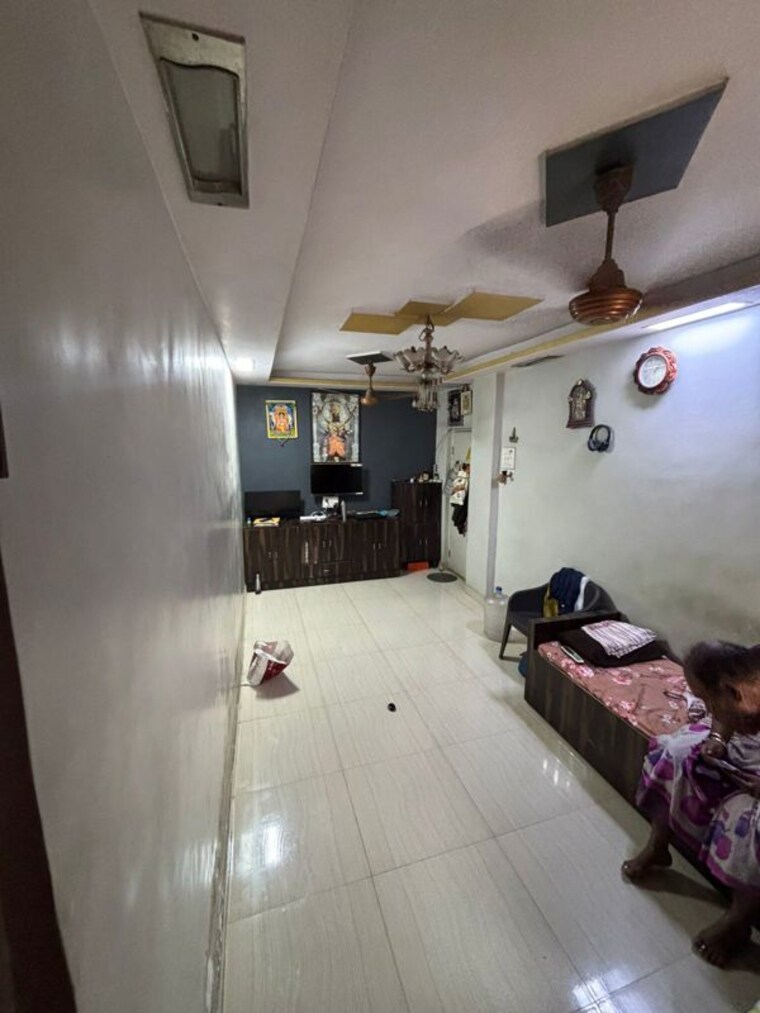 Room, dombivli east 1 Bedroom 500 Sq.Ft. Apartment In Dombivli East Thane 10670175