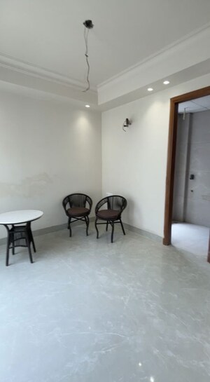 Room in 3 BHK Builder Floor at Jaunapur – for Sale