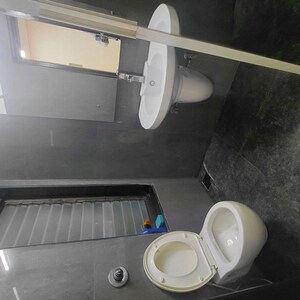 Bathroom in 3 BHK Apartment at Satellite Tower, Goregaon East – for Rent