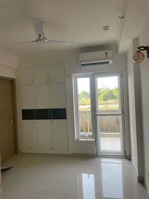 2.5 BHK Apartment For Rent in Pareena Micasa, Sector 68