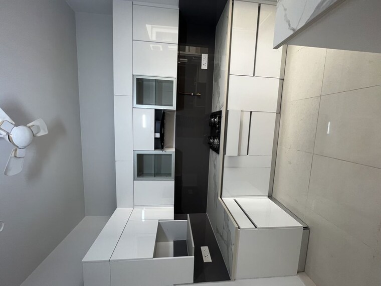 Kitchen, central-park-flower-valley-aqua-front-towers 3 Bedroom 1789 Sq.Ft. Apartment In Sohna Sector 33 Gurgaon 10670171