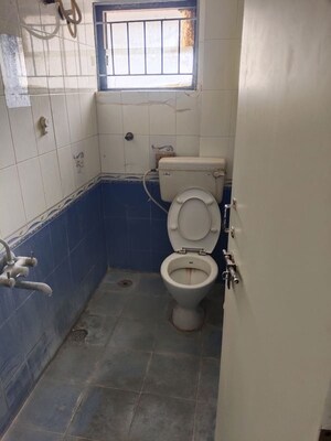 Bathroom in 1 BHK Apartment at Krishna Residency Kadubeesanahalli, Kadubeesanahalli – for Rent