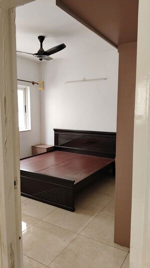 Bedroom in 4 BHK Apartment at Sterling Southend, Jayanagar – for Rent