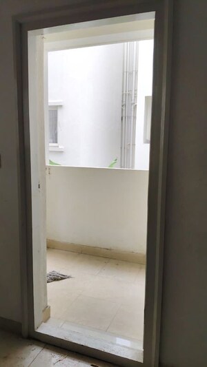 Room in 4 BHK Apartment at Sterling Southend, Jayanagar – for Rent
