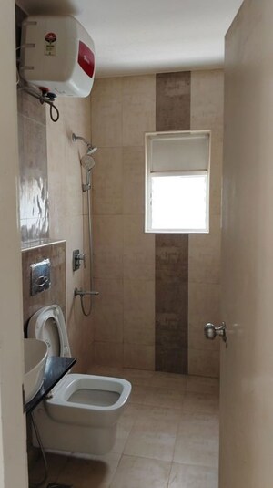 Bathroom in 4 BHK Apartment at Sterling Southend, Jayanagar – for Rent