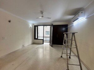 Room in 4 BHK Builder Floor at East Of Kailash – for Rent