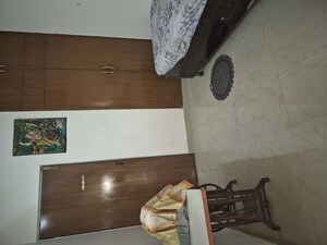 Room in 1 RK Apartment at Mayur Vihar – for Rent