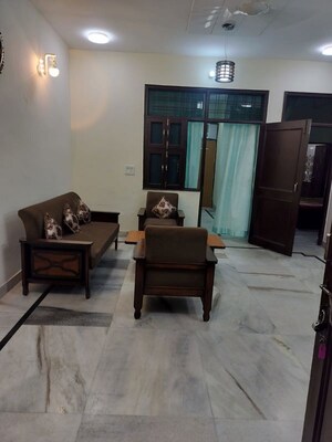 2 BHK Builder Floor For Rent in Sector 56