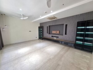 4 BHK Apartment For Rent in Lodha The Park, Worli