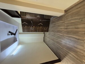 Room in 2.5 BHK Builder Floor at Mayur Vihar – for Rent