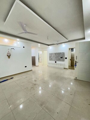 3 BHK Builder Floor For Rent in Green Fields Colony