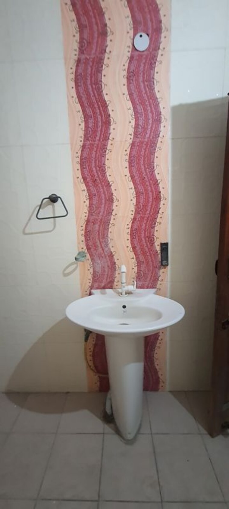 Bathroom, sector 7 2 Bedroom 133 Sq.Yd. Independent House In Sector 7 Faridabad 10670361