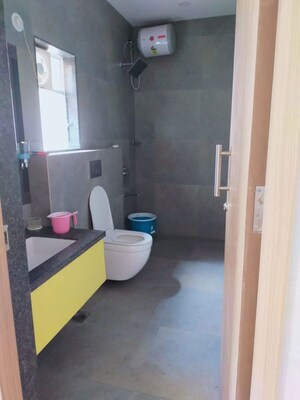 Team Area in 1 BHK Apartment at Siddhi Highland Haven, Balkum Pada – for Rent