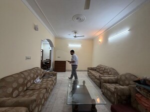 Living Room in 6 BHK Independent House at RWA Apartments Sector 41, Sector 41 – for Rent
