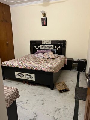 Bedroom in 6 BHK Independent House at RWA Apartments Sector 41, Sector 41 – for Rent