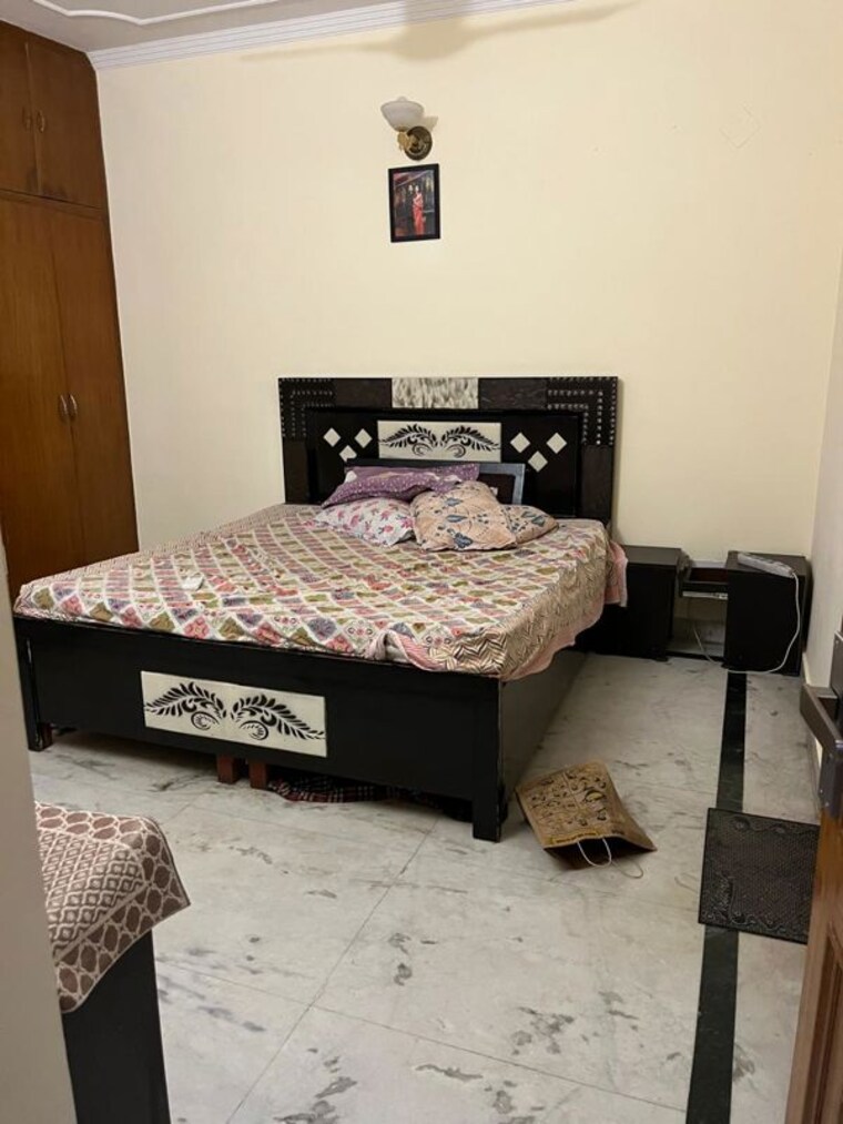 Bedroom, rwa-apartments-sector-41 6 Bedroom 4000 Sq.Ft. Independent House In Sector 41 Noida 10670386