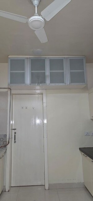 Furnished Amenities in 3 BHK Apartment at Kumar Peninsula, Baner – for Rent