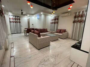 Living Room in 4 BHK Villa at Sector 93 – for Rent
