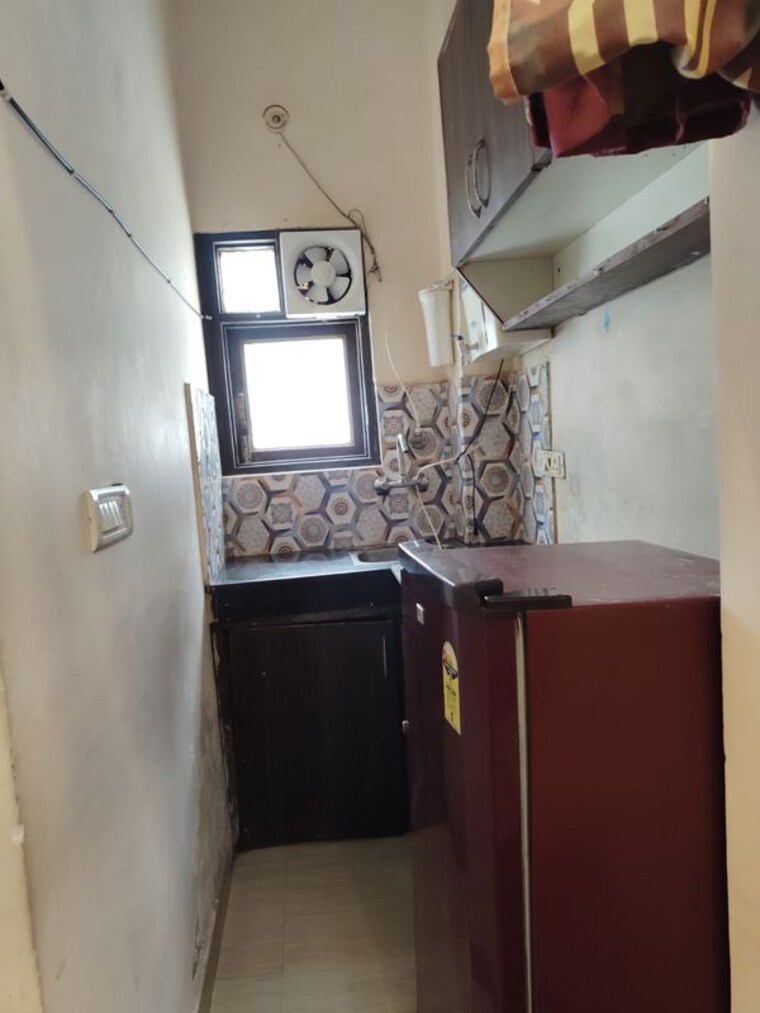Kitchen, dlf phase i 3 Bedroom 502 Sq.Yd. Builder Floor In Dlf Phase I Gurgaon 10670430