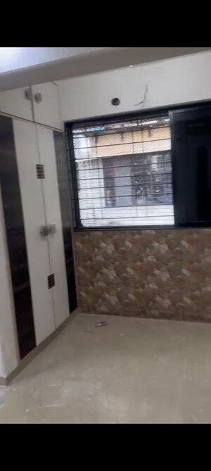 Room in 2 BHK Apartment at Santacruz East – for Rent