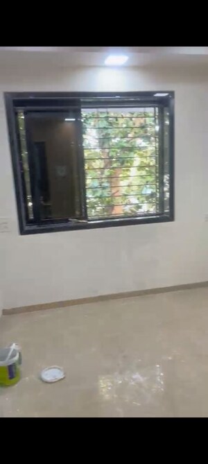 Room in 2 BHK Apartment at Santacruz East – for Rent