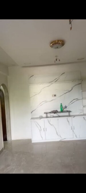Room in 2 BHK Apartment at Santacruz East – for Rent