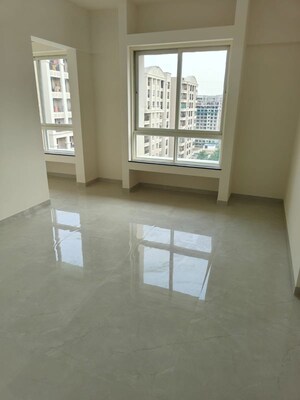 Room in 3 BHK Apartment at Nyati Era, Dhanori – for Rent