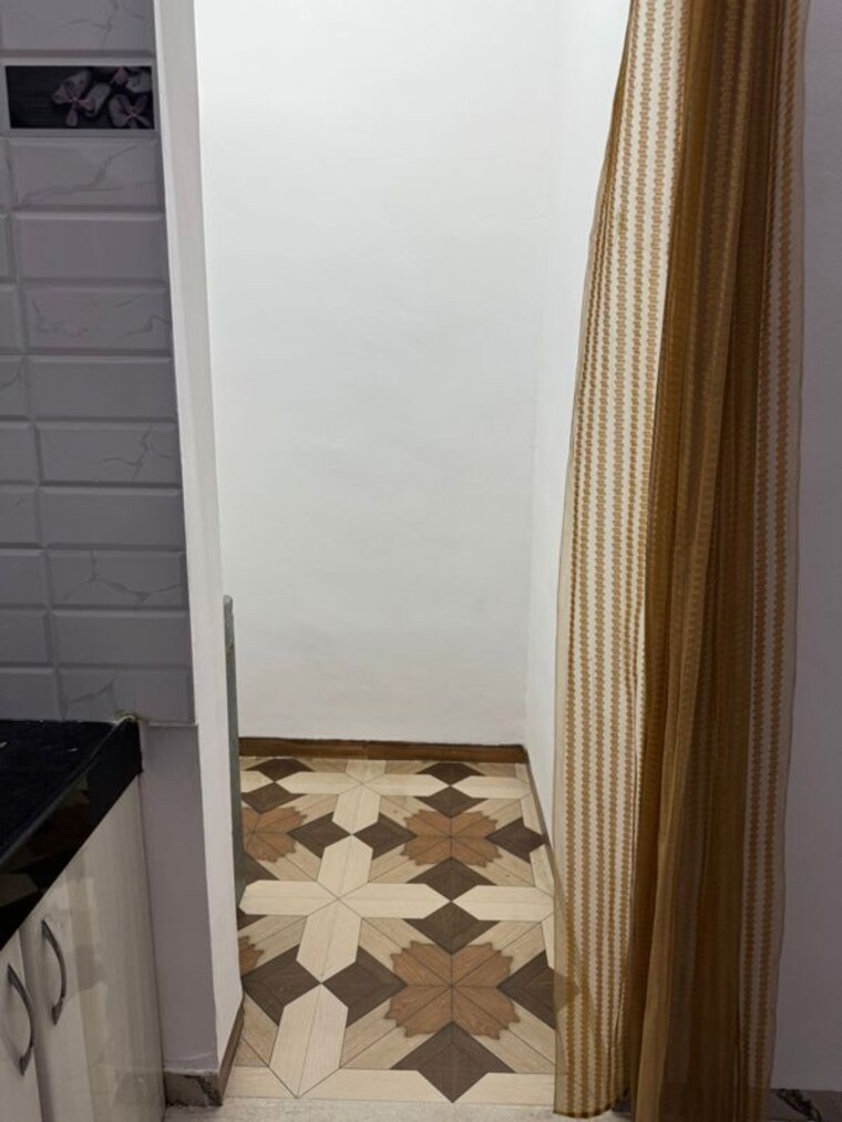 Balcony, vishrantwadi Pg For Boys In Vishrantwadi 10670469
