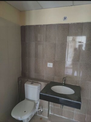 Bathroom in 2.5 BHK Villa at Sector 50 – for Rent