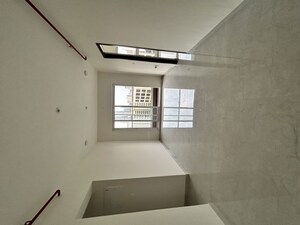 2 BHK Apartment For Sale in Embassy Marquis Residences, Malad West