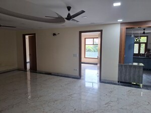 Room in 3 BHK Builder Floor at Sector 23a – for Rent