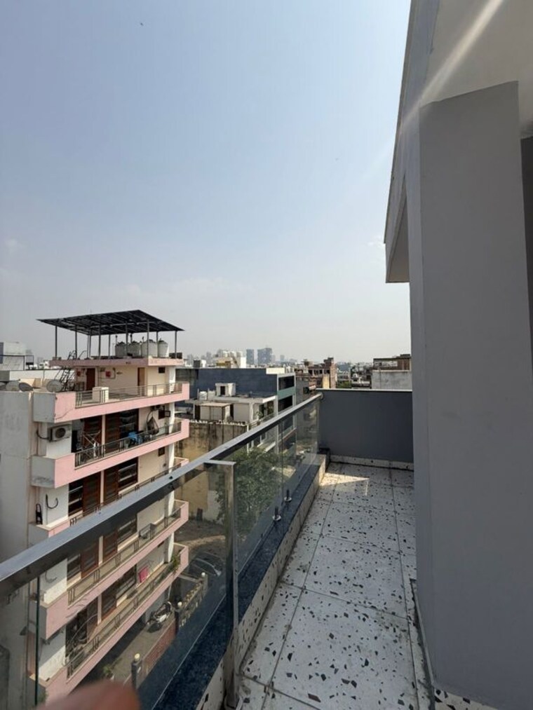 Balcony, new gurgaon 3.5 Bedroom 188 Sq.Yd. Builder Floor In New Gurgaon Gurgaon 10670534