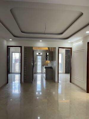 Building Lobby in 3.5 BHK Builder Floor at New Gurgaon – for Sale