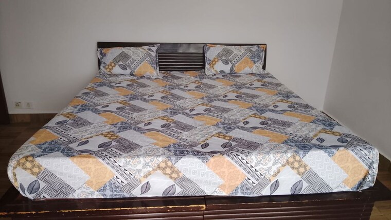 Bedroom, amrapali-eden-park 3 Bedroom 1360 Sq.Ft. Apartment In Sector 50 Noida 10670543