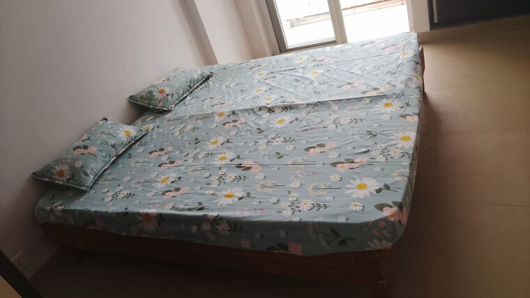 Bedroom, amrapali-eden-park 3 Bedroom 1360 Sq.Ft. Apartment In Sector 50 Noida 10670543