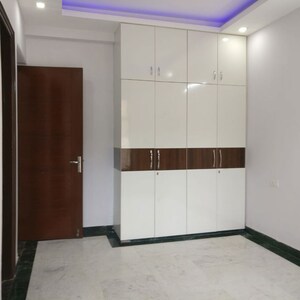 Room in 3 BHK Independent House at Sector 4 – for Rent