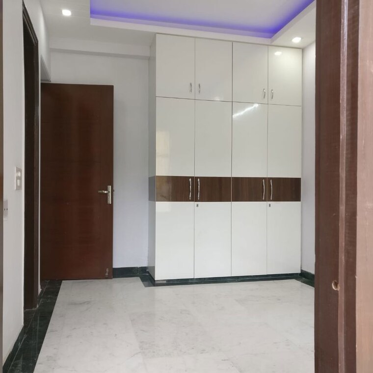 Room, sector 4 3 Bedroom 1841 Sq.Ft. Independent House In Sector 4 Gurgaon 10669530