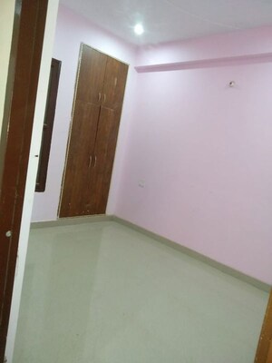 Room in 3 BHK Independent House at Sector 4 – for Rent