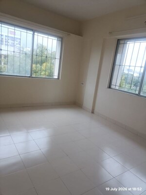 Room in 3 BHK Apartment at KUL Kubera Sankul, Hadapsar – for Rent