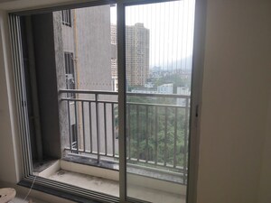 Room in 1 BHK Apartment at Ashar Metro Towers, Vartak Nagar – for Rent