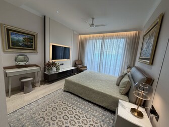 3 BHK Builder Floor For Sale in Central Park Flower Valley in Sohna Sector 33, Gurgaon